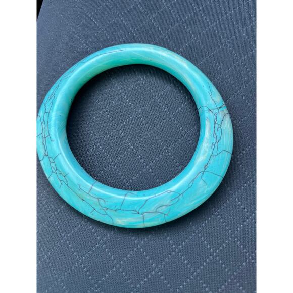Vintage Faux Turquoise Round Lucite Plastic Bangle Bracelet 80's - Picture 1 of 3